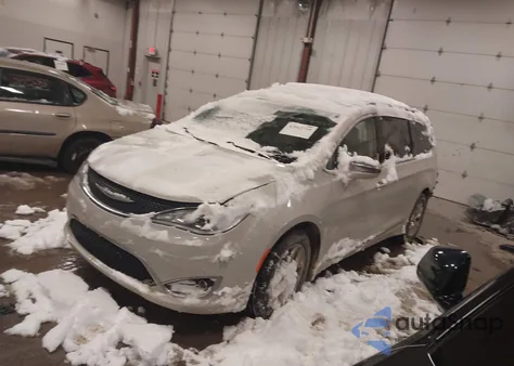 2020 Chrysler Pacifica Limited from USA, damaged, VIN 2C4RC1GG4LR258748